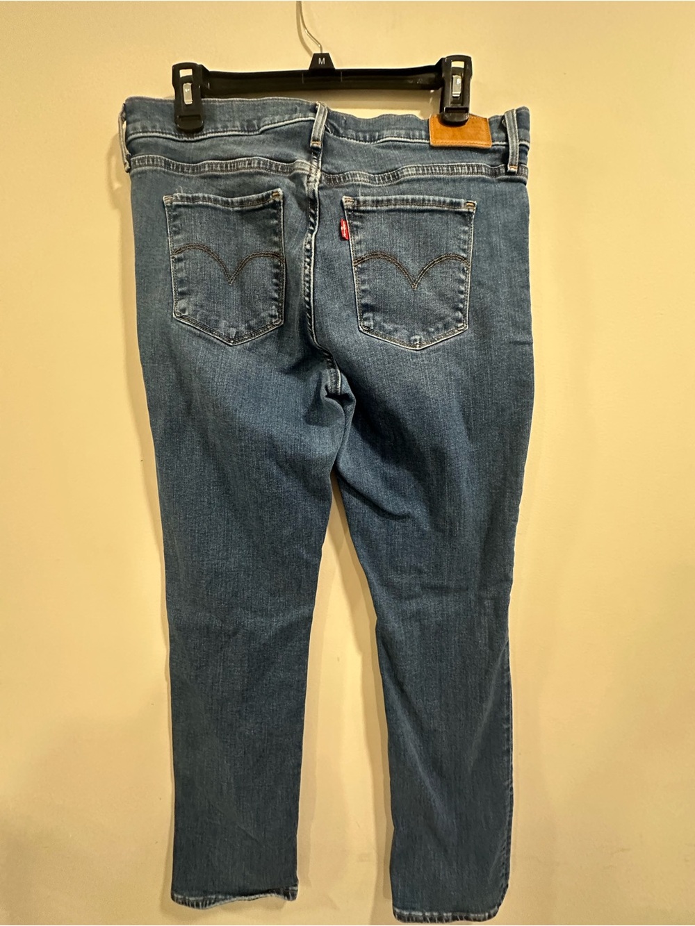 Levi's 314 Shaping Straight Denim Jeans in Medium Blue